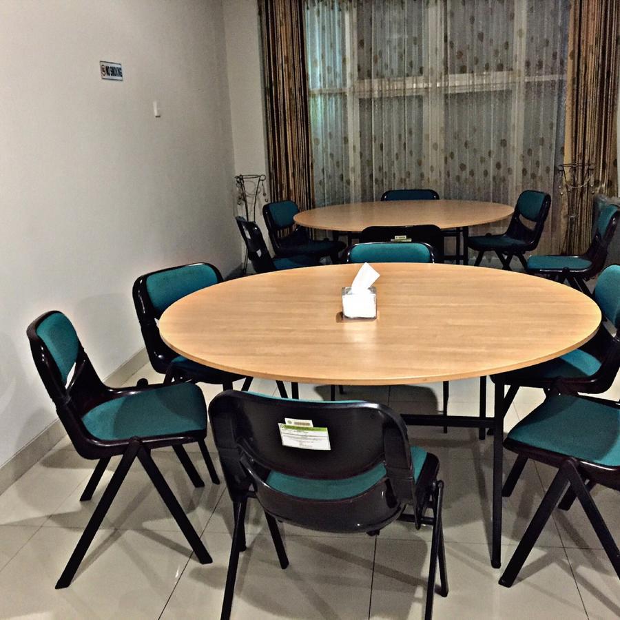 Greensa Inn Surabaya Ngoại thất bức ảnh