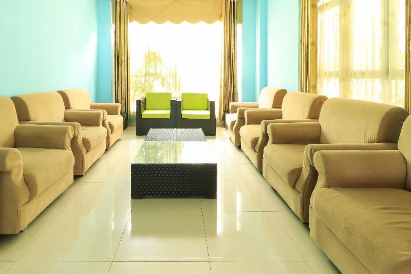 Greensa Inn Surabaya Ngoại thất bức ảnh