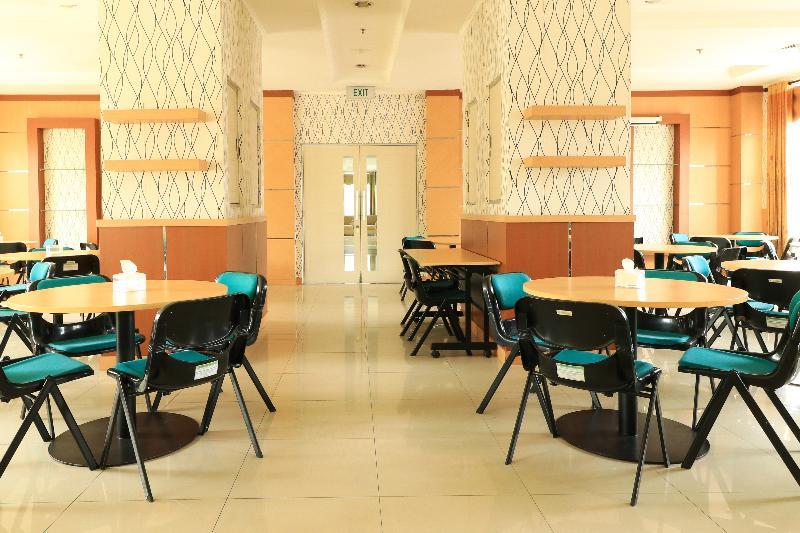 Greensa Inn Surabaya Ngoại thất bức ảnh