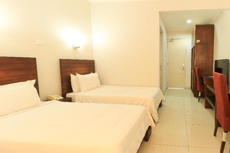 Greensa Inn Surabaya Ngoại thất bức ảnh